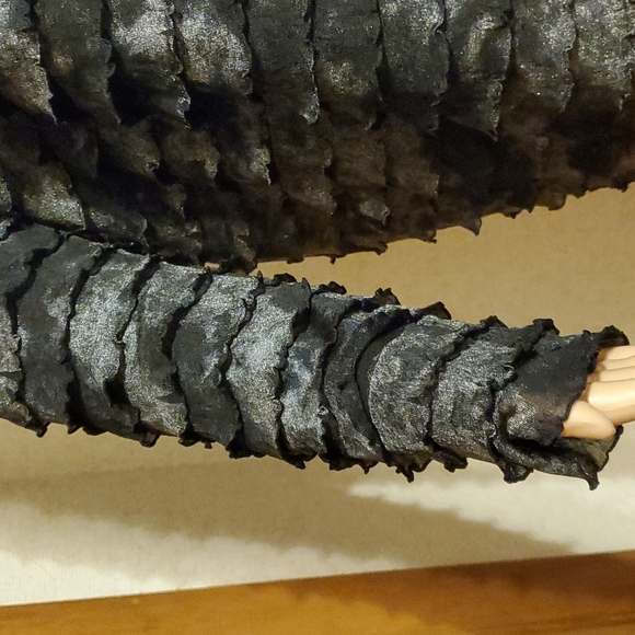 Karen kane first frost ruffle tunic blouse top M Black - Picture 7 of 8